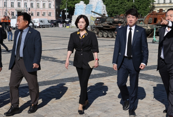 지난해 국민의힘 우크라이나 방문 대표단으로 우크라이나를 방문한 허은아 의원. /사진=고공행진 블로그