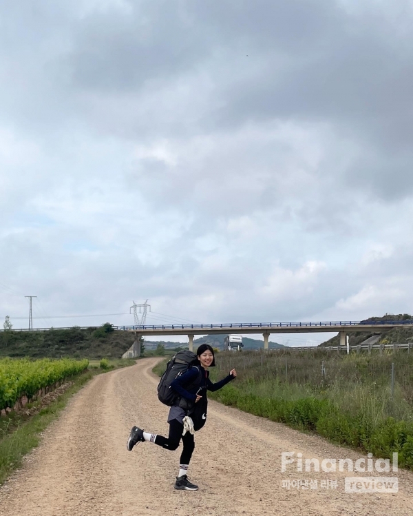 로그로뇨로 향하던 중, 실비아가 찍어준 사진. /사진제공=양시영 인플루언서